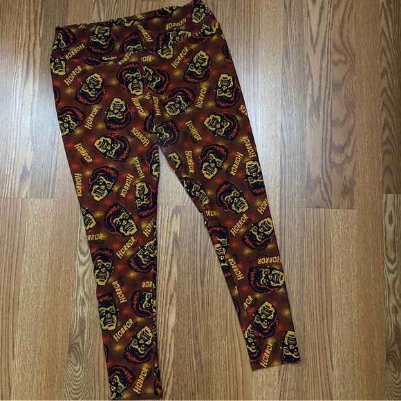 LulaRoe HORROR leggings - Picture 2 of 3